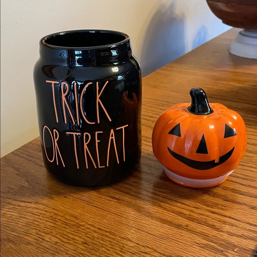 Rae Dunn Artisan Collection Halloween Jar